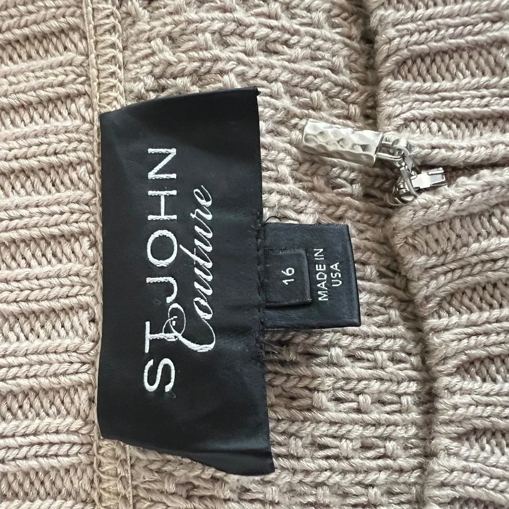St John Couture Tan Knit Zip Jacket Metallic Trim Silver Buttons Size 16 USA